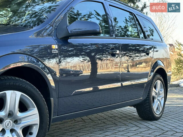 Серый Опель Астра, объемом двигателя 1.6 л и пробегом 212 тыс. км за 5499 $, фото 77 на Automoto.ua