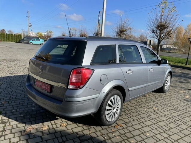 Серый Опель Астра, объемом двигателя 1.6 л и пробегом 228 тыс. км за 5500 $, фото 5 на Automoto.ua