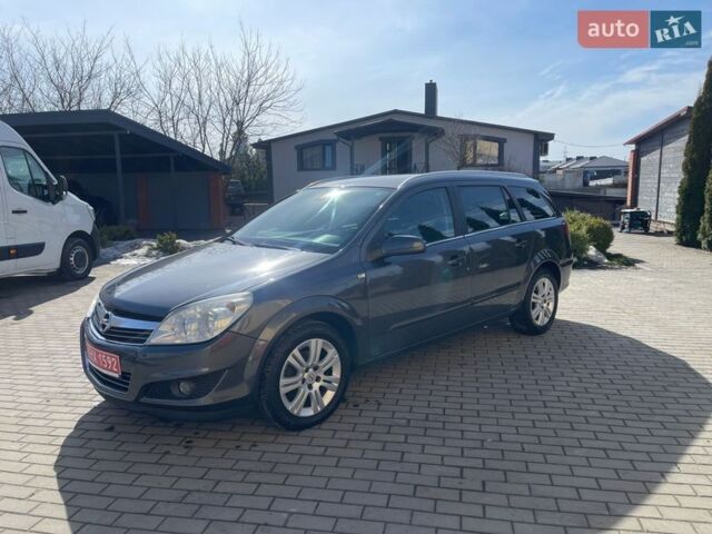 Серый Опель Астра, объемом двигателя 1.6 л и пробегом 198 тыс. км за 5850 $, фото 1 на Automoto.ua