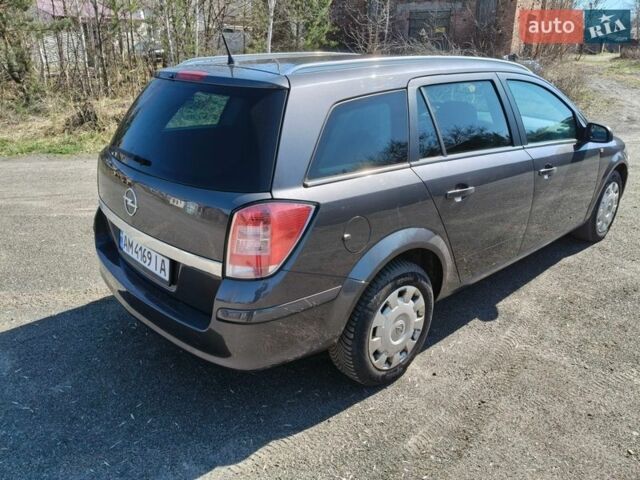 Сірий Опель Астра, об'ємом двигуна 1.6 л та пробігом 240 тис. км за 4999 $, фото 2 на Automoto.ua