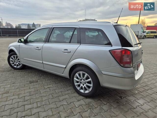 Серый Опель Астра, объемом двигателя 1.6 л и пробегом 253 тыс. км за 5650 $, фото 10 на Automoto.ua