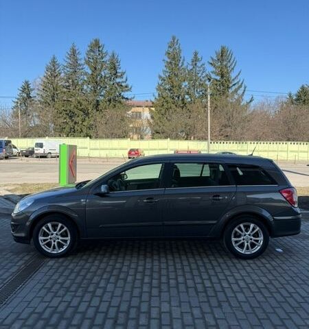 Серый Опель Астра, объемом двигателя 1.6 л и пробегом 187 тыс. км за 6400 $, фото 13 на Automoto.ua