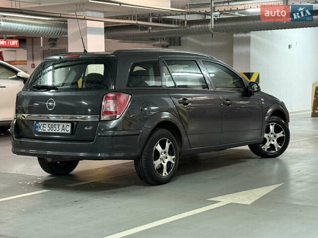 Серый Опель Астра, объемом двигателя 1.36 л и пробегом 220 тыс. км за 5350 $, фото 5 на Automoto.ua