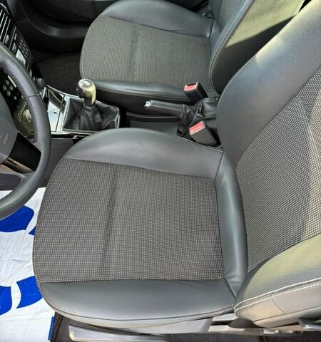 Серый Опель Астра, объемом двигателя 1.6 л и пробегом 183 тыс. км за 6600 $, фото 17 на Automoto.ua