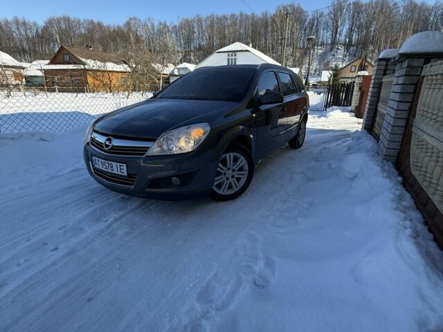 Серый Опель Астра, объемом двигателя 1.6 л и пробегом 210 тыс. км за 6499 $, фото 1 на Automoto.ua