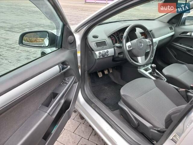 Сірий Опель Астра, об'ємом двигуна 1.6 л та пробігом 220 тис. км за 5599 $, фото 21 на Automoto.ua