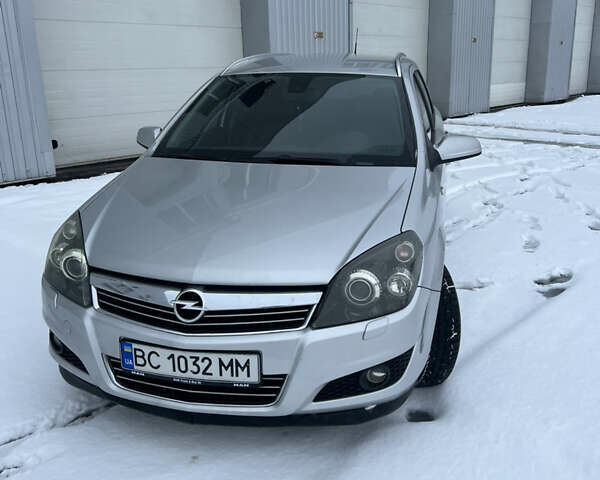 Серый Опель Астра, объемом двигателя 1.69 л и пробегом 314 тыс. км за 5700 $, фото 3 на Automoto.ua