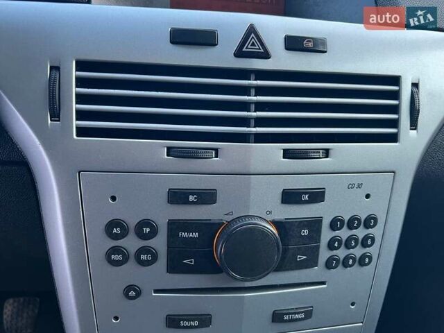 Серый Опель Астра, объемом двигателя 0 л и пробегом 208 тыс. км за 5599 $, фото 40 на Automoto.ua