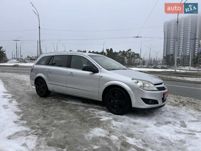 Сірий Опель Астра, об'ємом двигуна 1.9 л та пробігом 200 тис. км за 5800 $, фото 3 на Automoto.ua