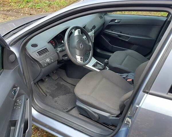 Сірий Опель Астра, об'ємом двигуна 1.6 л та пробігом 240 тис. км за 5500 $, фото 15 на Automoto.ua