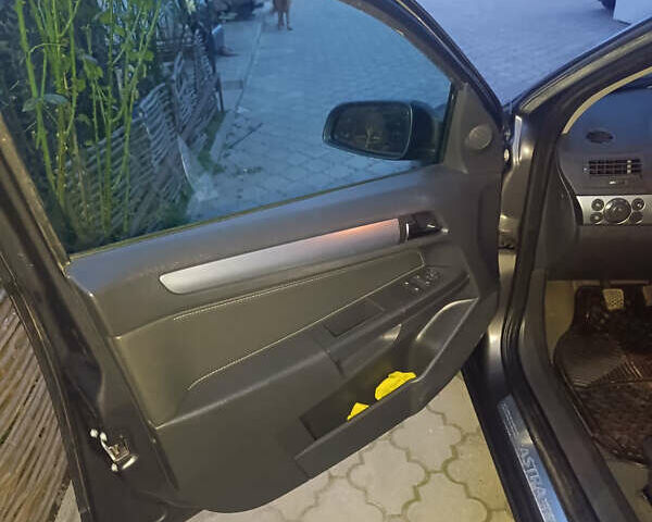 Сірий Опель Астра, об'ємом двигуна 1.6 л та пробігом 177 тис. км за 6300 $, фото 10 на Automoto.ua