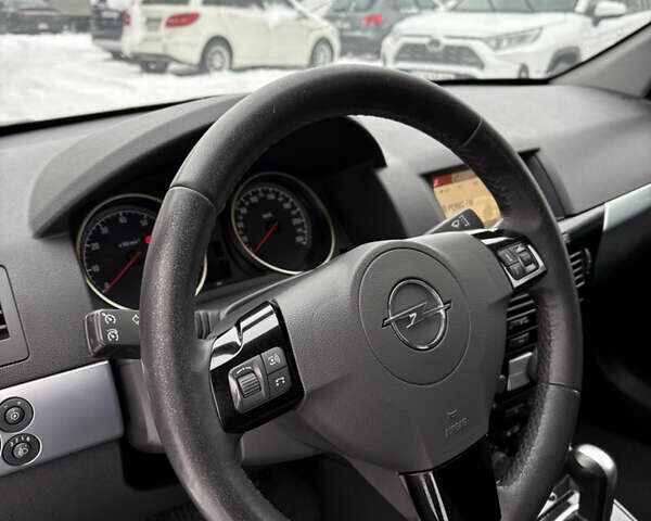 Сірий Опель Астра, об'ємом двигуна 1.8 л та пробігом 246 тис. км за 6500 $, фото 24 на Automoto.ua