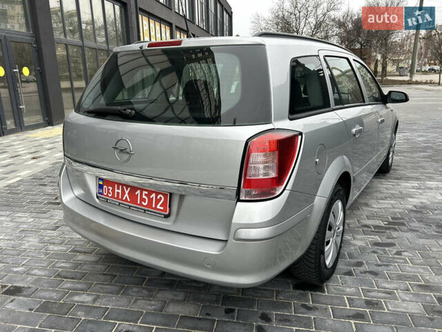 Сірий Опель Астра, об'ємом двигуна 1.6 л та пробігом 152 тис. км за 5999 $, фото 4 на Automoto.ua