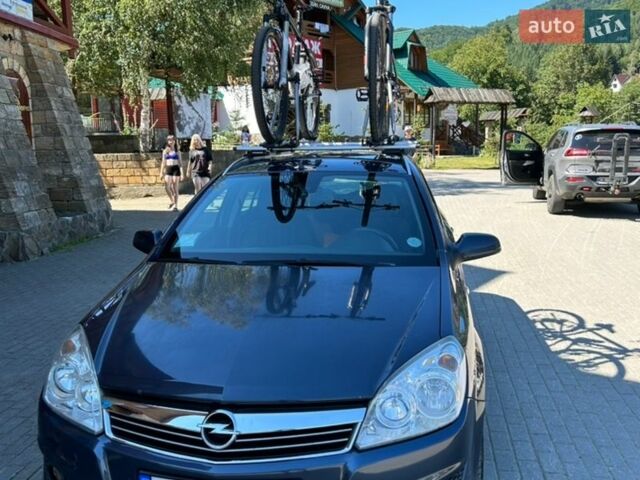 Серый Опель Астра, объемом двигателя 1.6 л и пробегом 218 тыс. км за 4600 $, фото 2 на Automoto.ua