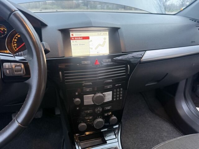 Сірий Опель Астра, об'ємом двигуна 1.7 л та пробігом 271 тис. км за 3300 $, фото 14 на Automoto.ua