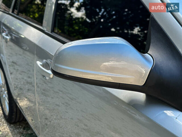 Серый Опель Астра, объемом двигателя 1.6 л и пробегом 210 тыс. км за 5500 $, фото 57 на Automoto.ua