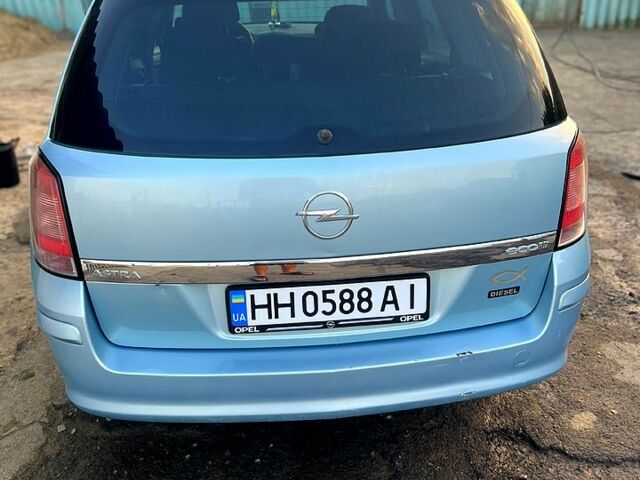 Сірий Опель Астра, об'ємом двигуна 1.7 л та пробігом 261 тис. км за 5200 $, фото 1 на Automoto.ua