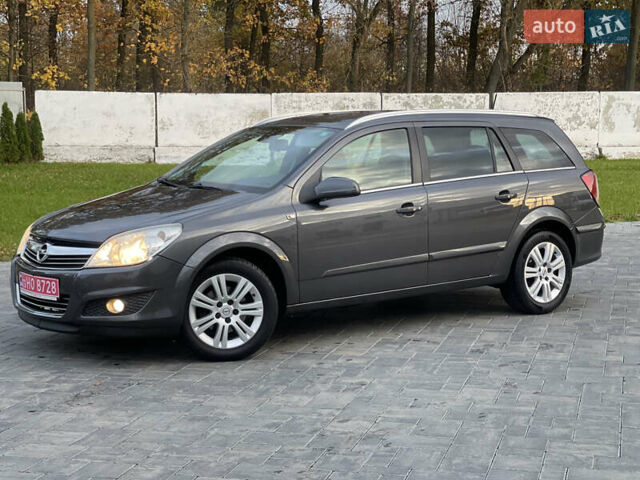 Опель Астра 2009 в Луцке на Automoto.ua Серый Опель Астра, объемом двигателя 1.6 л и пробегом 198 тыс. км за 6500 $, фото 2 на Automoto.ua