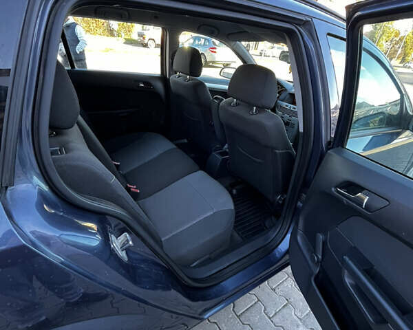 Опель Астра 2009 у Хмельницькому на Automoto.ua Сірий Опель Астра, об'ємом двигуна 1.6 л та пробігом 226 тис. км за 5999 $, фото 14 на Automoto.ua