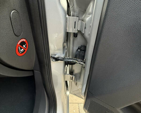 Сірий Опель Астра, об'ємом двигуна 1.7 л та пробігом 254 тис. км за 6800 $, фото 26 на Automoto.ua