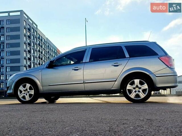 Серый Опель Астра, объемом двигателя 1.6 л и пробегом 200 тыс. км за 6150 $, фото 11 на Automoto.ua