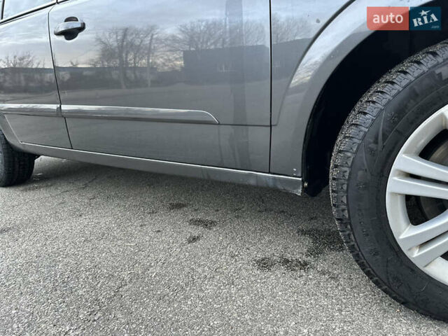 Серый Опель Астра, объемом двигателя 1.69 л и пробегом 300 тыс. км за 5500 $, фото 7 на Automoto.ua