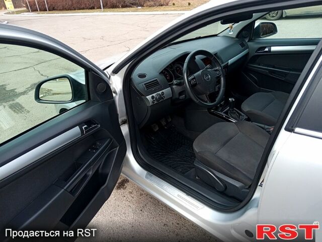 Сірий Опель Астра, об'ємом двигуна 1.6 л та пробігом 234 тис. км за 6100 $, фото 3 на Automoto.ua