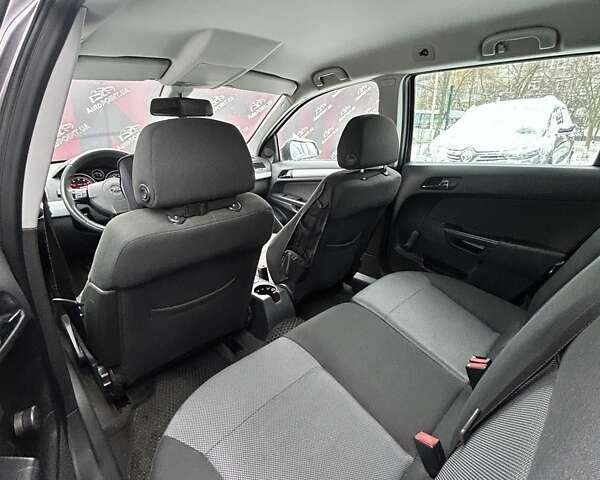 Серый Опель Астра, объемом двигателя 1.8 л и пробегом 204 тыс. км за 6500 $, фото 12 на Automoto.ua