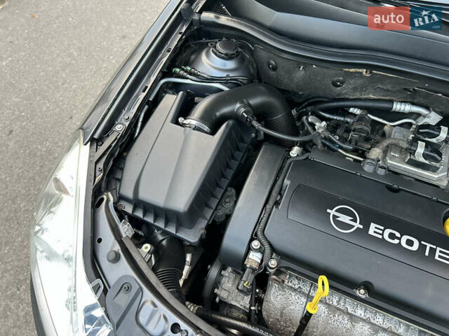 Опель Астра 2010 в Полтаве на Automoto.ua Серый Опель Астра, объемом двигателя 1.6 л и пробегом 143 тыс. км за 6500 $, фото 69 на Automoto.ua