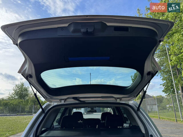 Серый Опель Астра, объемом двигателя 1.7 л и пробегом 255 тыс. км за 5800 $, фото 27 на Automoto.ua