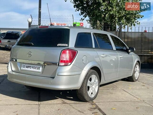Серый Опель Астра, объемом двигателя 1.69 л и пробегом 306 тыс. км за 4690 $, фото 6 на Automoto.ua