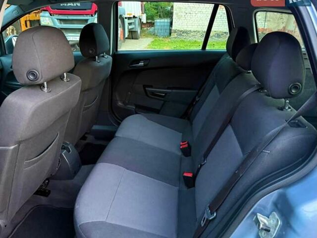 Сірий Опель Астра, об'ємом двигуна 1.6 л та пробігом 215 тис. км за 5500 $, фото 13 на Automoto.ua