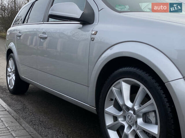 Серый Опель Астра, объемом двигателя 1.6 л и пробегом 160 тыс. км за 6500 $, фото 16 на Automoto.ua