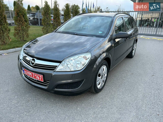 Опель Астра 2010 в Полтаве на Automoto.ua Серый Опель Астра, объемом двигателя 1.6 л и пробегом 143 тыс. км за 6500 $, фото 128 на Automoto.ua