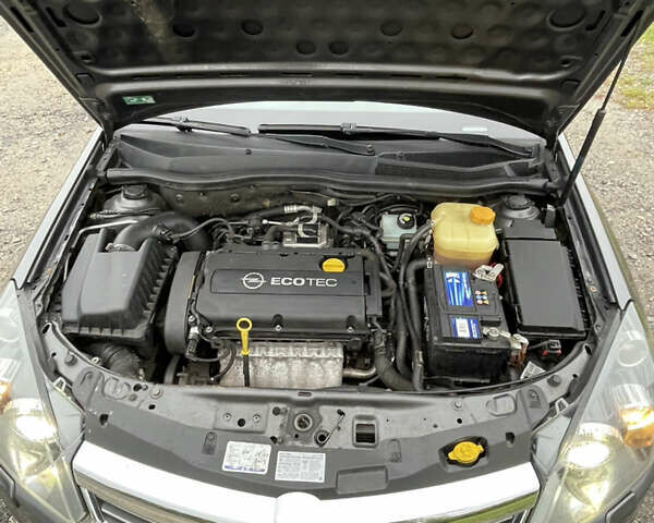 Опель Астра 2010 в Красилове на Automoto.ua Серый Опель Астра, объемом двигателя 1.6 л и пробегом 233 тыс. км за 6500 $, фото 22 на Automoto.ua