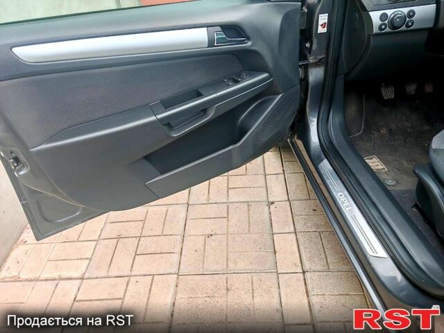 Опель Астра 2010 у Харкові на Automoto.ua Сірий Опель Астра, об'ємом двигуна 1.4 л та пробігом 184 тис. км за 6600 $, фото 5 на Automoto.ua