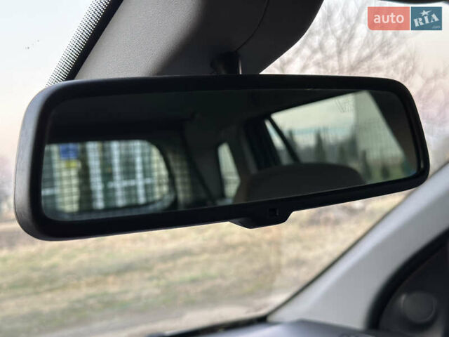 Серый Опель Астра, объемом двигателя 1.69 л и пробегом 245 тыс. км за 5800 $, фото 28 на Automoto.ua