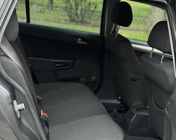 Сірий Опель Астра, об'ємом двигуна 1.6 л та пробігом 215 тис. км за 5750 $, фото 24 на Automoto.ua