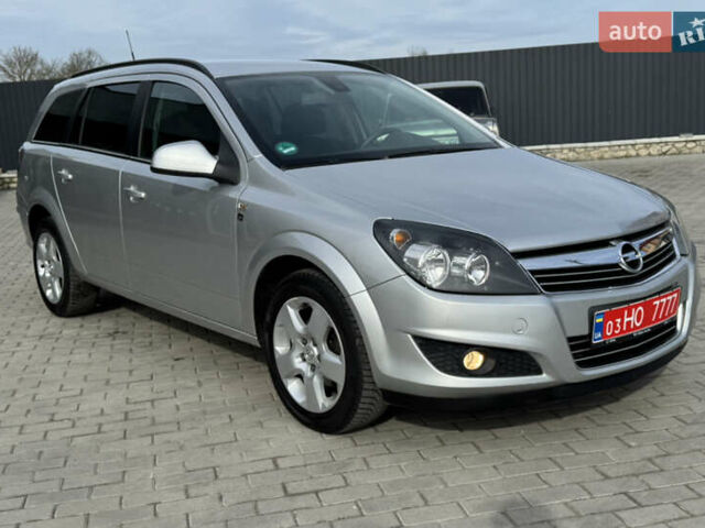 Сірий Опель Астра, об'ємом двигуна 1.7 л та пробігом 253 тис. км за 5900 $, фото 12 на Automoto.ua