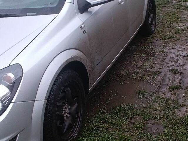 Сірий Опель Астра, об'ємом двигуна 1.4 л та пробігом 220 тис. км за 5200 $, фото 7 на Automoto.ua