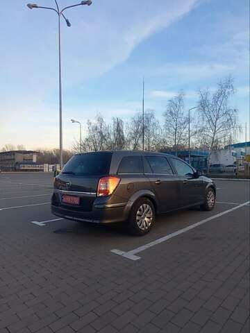 Серый Опель Астра, объемом двигателя 1.6 л и пробегом 173 тыс. км за 6550 $, фото 3 на Automoto.ua