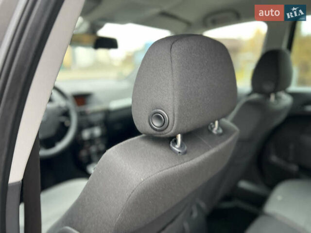 Сірий Опель Астра, об'ємом двигуна 1.6 л та пробігом 260 тис. км за 6250 $, фото 72 на Automoto.ua