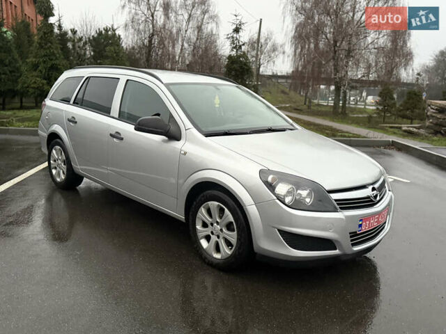 Серый Опель Астра, объемом двигателя 1.6 л и пробегом 231 тыс. км за 5699 $, фото 28 на Automoto.ua