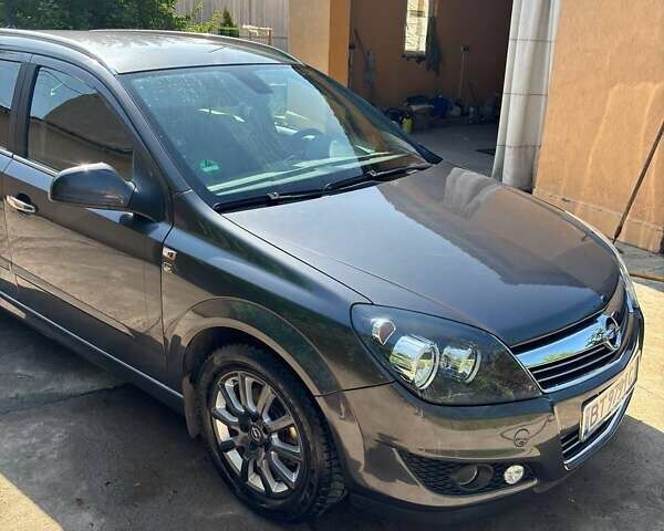 Опель Астра 2010 в Одессе на Automoto.ua Серый Опель Астра, объемом двигателя 1.6 л и пробегом 155 тыс. км за 7500 $, фото 4 на Automoto.ua