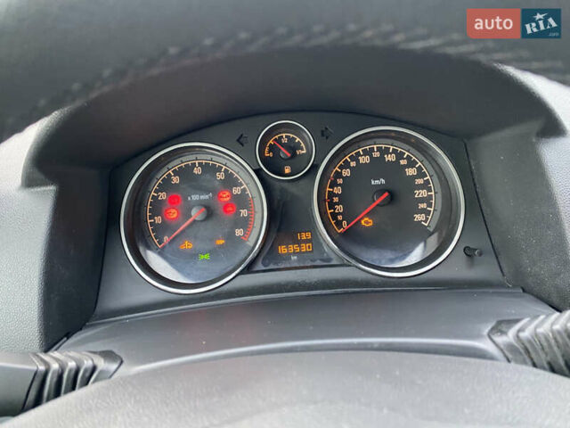 Серый Опель Астра, объемом двигателя 1.6 л и пробегом 160 тыс. км за 6500 $, фото 47 на Automoto.ua