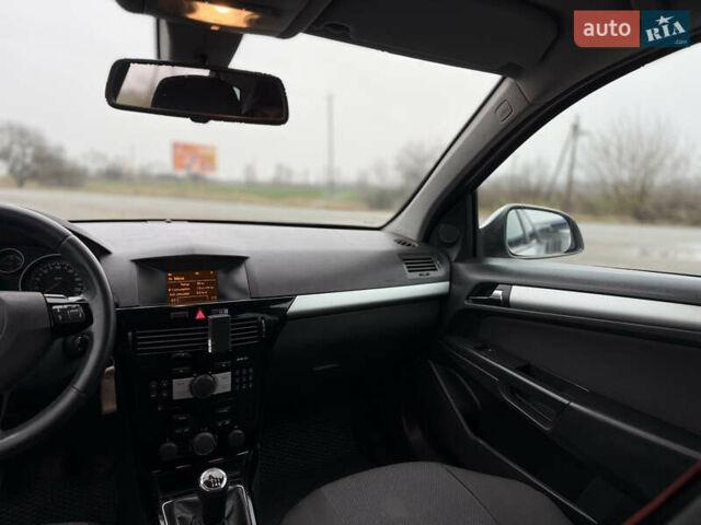 Сірий Опель Астра, об'ємом двигуна 1.9 л та пробігом 286 тис. км за 4850 $, фото 15 на Automoto.ua