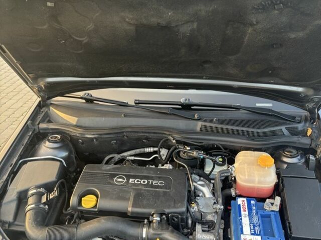 Серый Опель Астра, объемом двигателя 1.7 л и пробегом 282 тыс. км за 5350 $, фото 5 на Automoto.ua