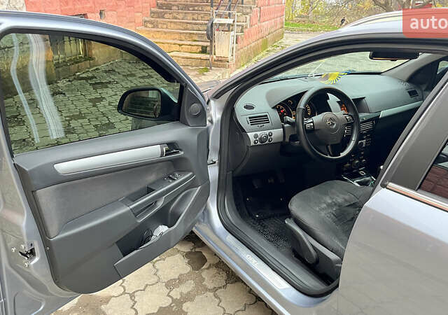 Сірий Опель Астра, об'ємом двигуна 1.8 л та пробігом 267 тис. км за 6600 $, фото 11 на Automoto.ua