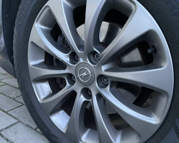 Опель Астра 2010 в Луцке на Automoto.ua Серый Опель Астра, объемом двигателя 0 л и пробегом 257 тыс. км за 6280 $, фото 20 на Automoto.ua