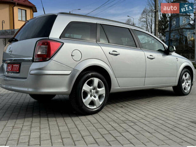 Сірий Опель Астра, об'ємом двигуна 1.7 л та пробігом 253 тис. км за 5900 $, фото 9 на Automoto.ua